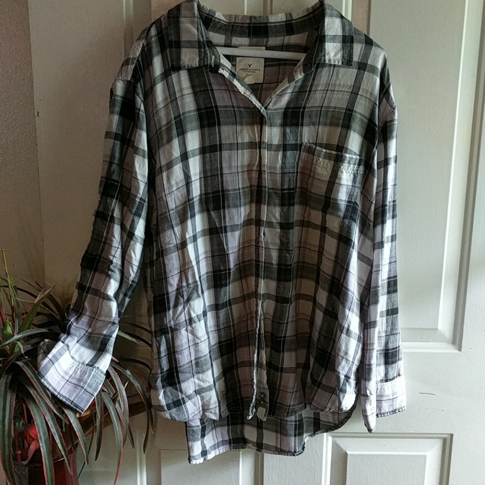 American eagle plaid shirt